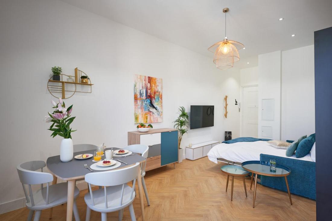 Sunlight Properties - Daffia - Beautifully Renovated Studio, City Pad In Central 尼斯 外观 照片